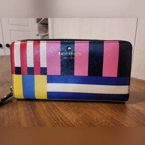 Used Kate Spade Block colored wallet‎